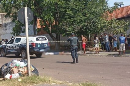 Jovem de 18 Anos é Executado a Tiros no Início da Tarde na Rua Cyríaco de Toledo, em Corumbá