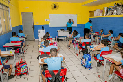 Corumbá Premia Professores Inovadores: 18ª Edição do Prêmio por Excelência Está com Inscrições Abertas!