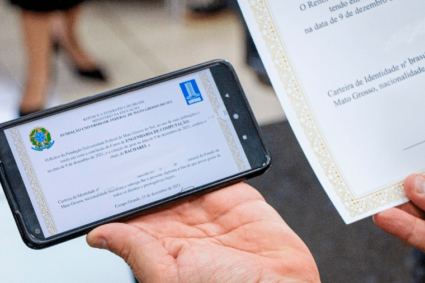 Fim do Papel! Diplomas Impressos Perdem Validade e Versão Digital Passa a Ser Obrigatória no Brasil