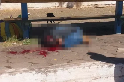 Execução a Luz do Dia: Motociclista Mata Homem com Tiros na Cabeça no Centro de Corumbá