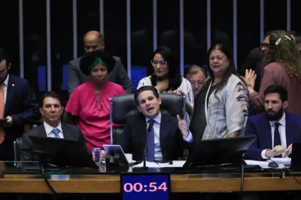 Câmara aprova Licença Menstrual: trabalhadoras terão direito a até 2 dias de descanso por mês!