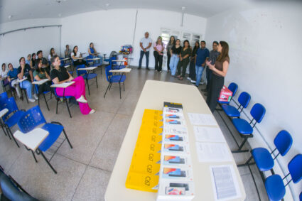 Prefeitura de Corumbá Reforça Comunicação nas UBSF com Entrega de Celulares; Veja Como a Medida Vai Ajudar a População