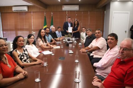 MS autoriza concurso para professores com 2 mil vagas e edital deve sair nos próximos dias
