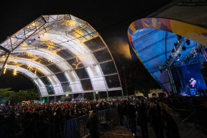 Dilsinho volta a Corumbá após 9 anos e encerra Festival América do Sul para mais de 20 mil pessoas