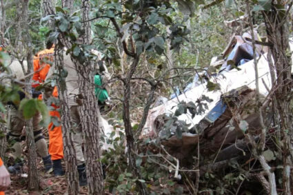 Queda de avião em Campo Grande deixa dois mortos; aeronave seguia para o Pantanal de MS