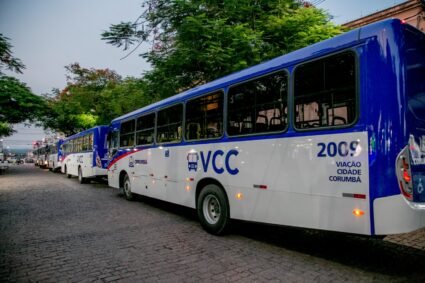 Concurso de trânsito em Corumbá: estudantes têm até novembro para criar desenhos e ver trabalho estampado nos ônibus