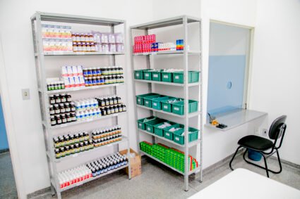 Farmácia da UBSF Bonifácio Tiaen volta a funcionar com 104 medicamentos e facilita acesso ao SUS em Corumbá