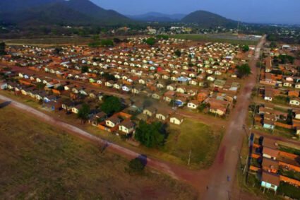 Sem acordo, disputa por bairro que envolve 5 mil moradores entre Corumbá e Ladário volta à Justiça; entenda o conflito